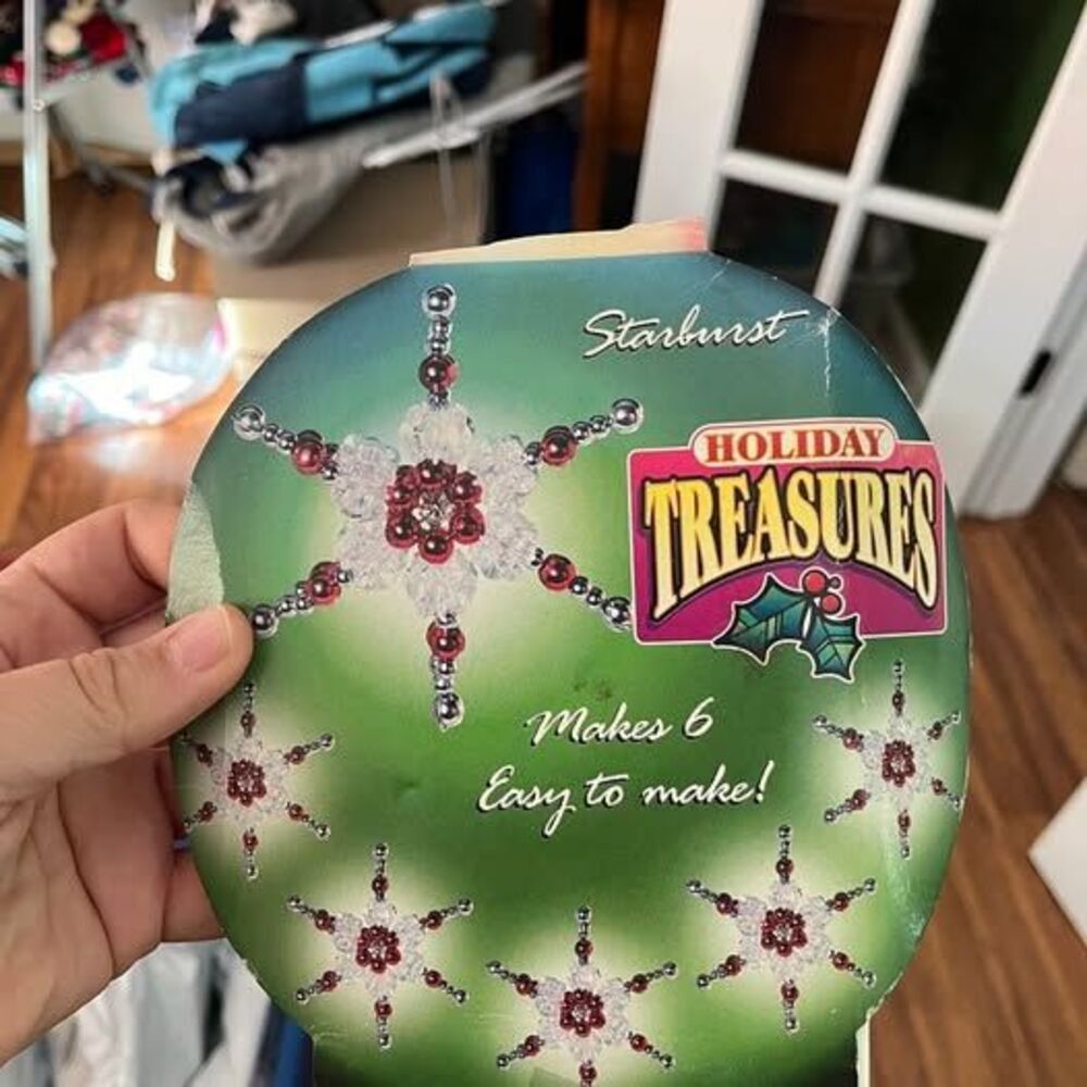 Cousin Corporation Holiday Treasures Starburst Ornament Kit